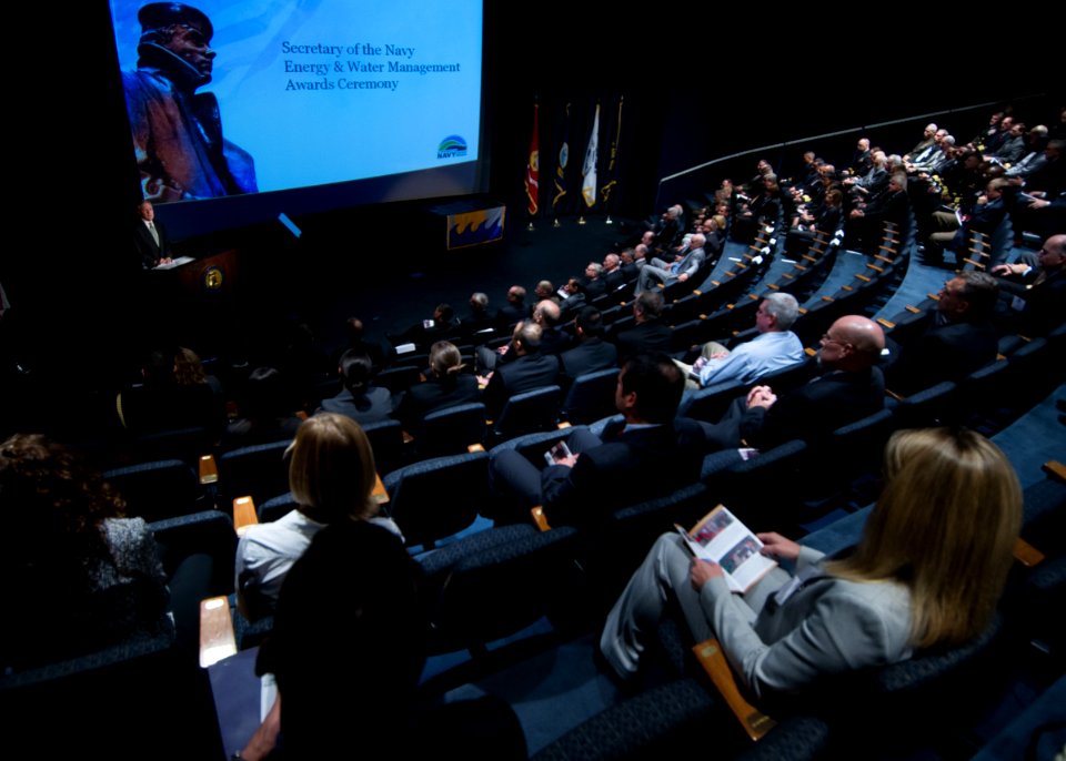 Mabus delivers remarks 121003-N-AC887-002