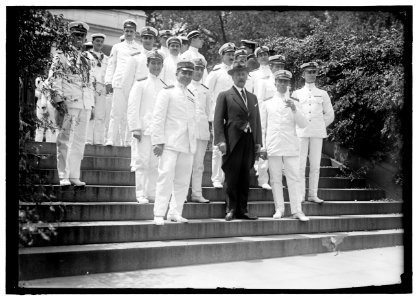MACCHI DI CELLERE, V., COUNT. AMBASSADOR FROM ITALY. WITH ITALIAN SAILORS AT WHITE HOUSE LCCN2016869351