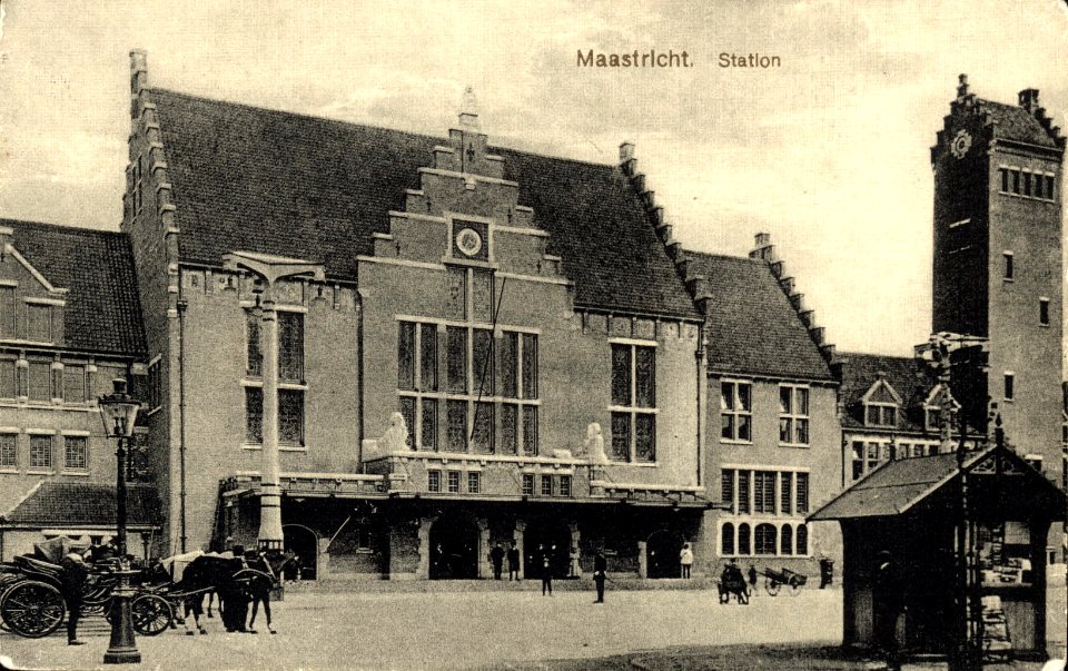 Maastricht, Stationsplein, 1917