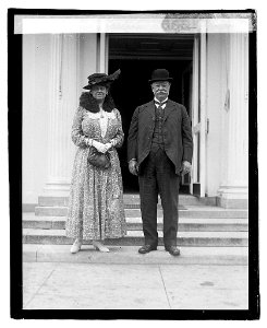 Mabel Boardman (and William Howard Taft) LOC npcc.05070