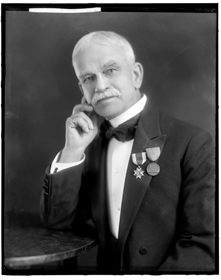 MacKAY, C.E. COM. LCCN2016859458
