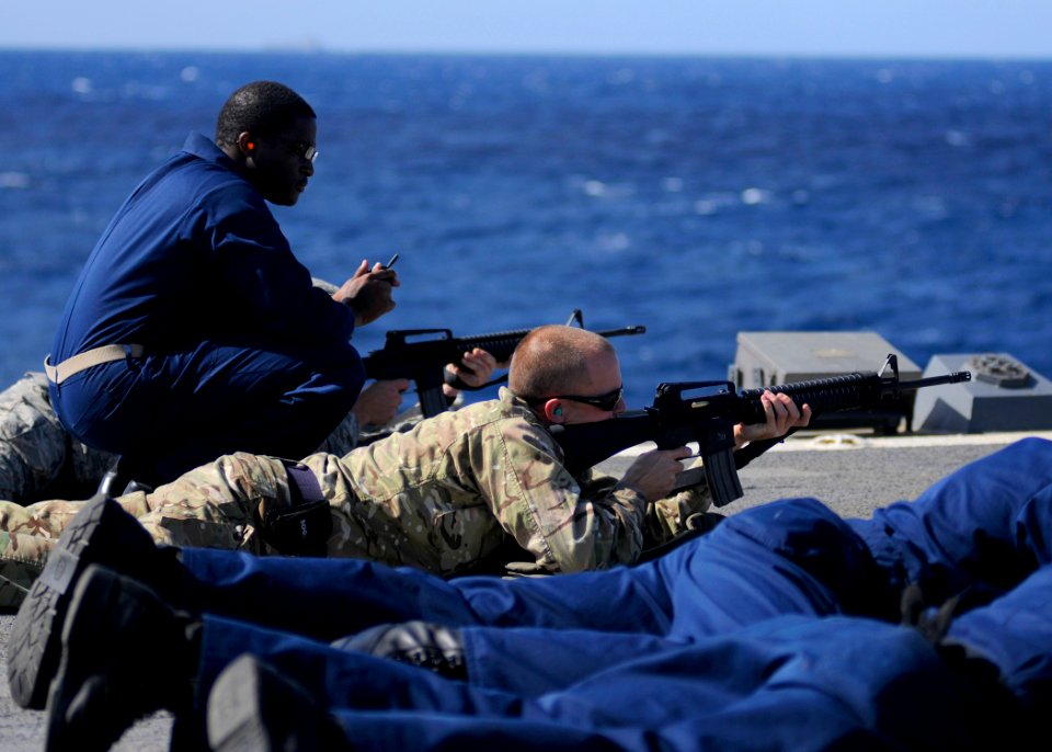 M16 qualification course 130725-N-YF014-376