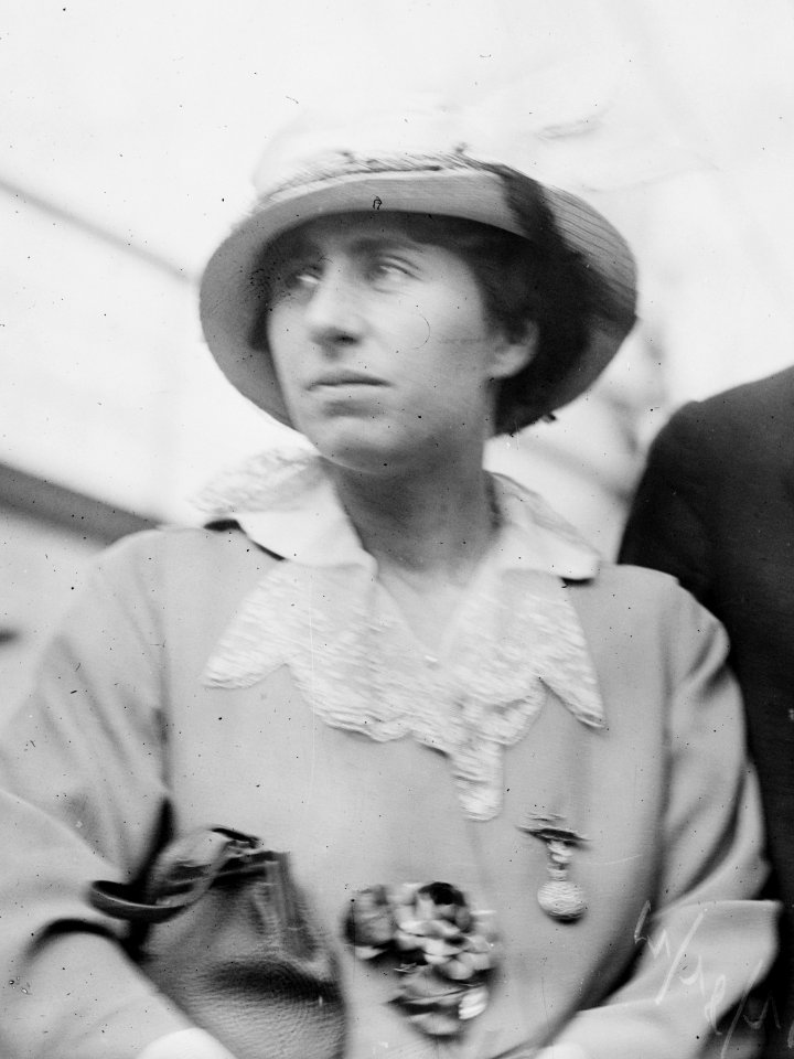 Mabel Brookes LCCN2014696758 (cropped)