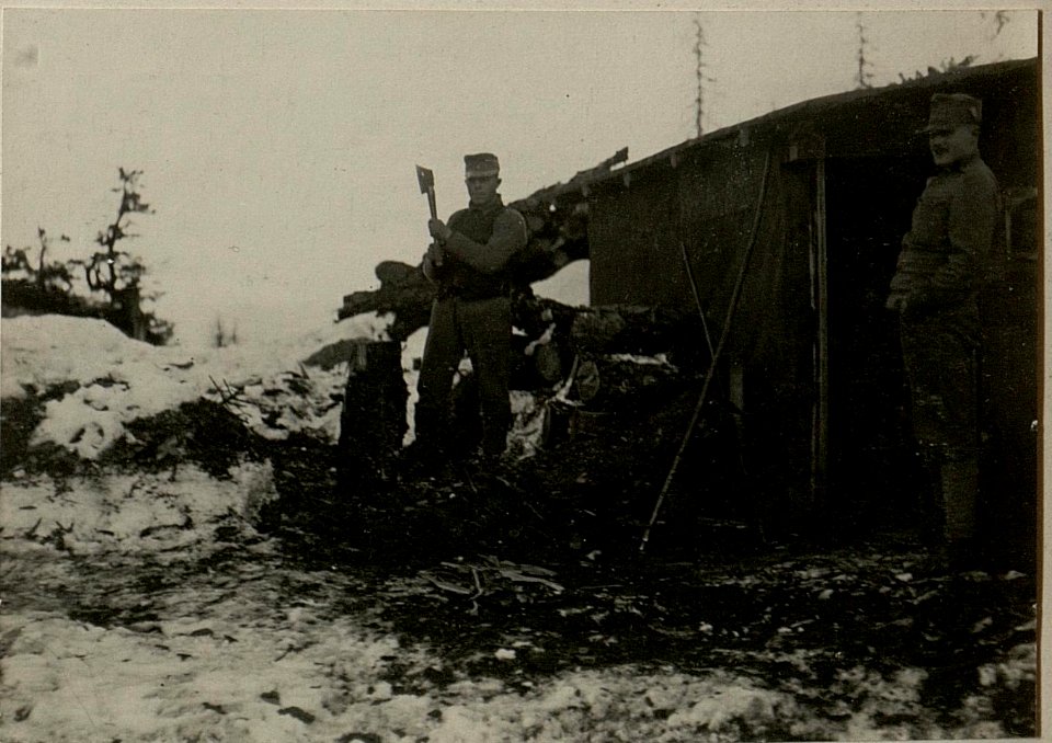 Madritschen + 1914. Brennholzbereitung. (BildID 15471324)