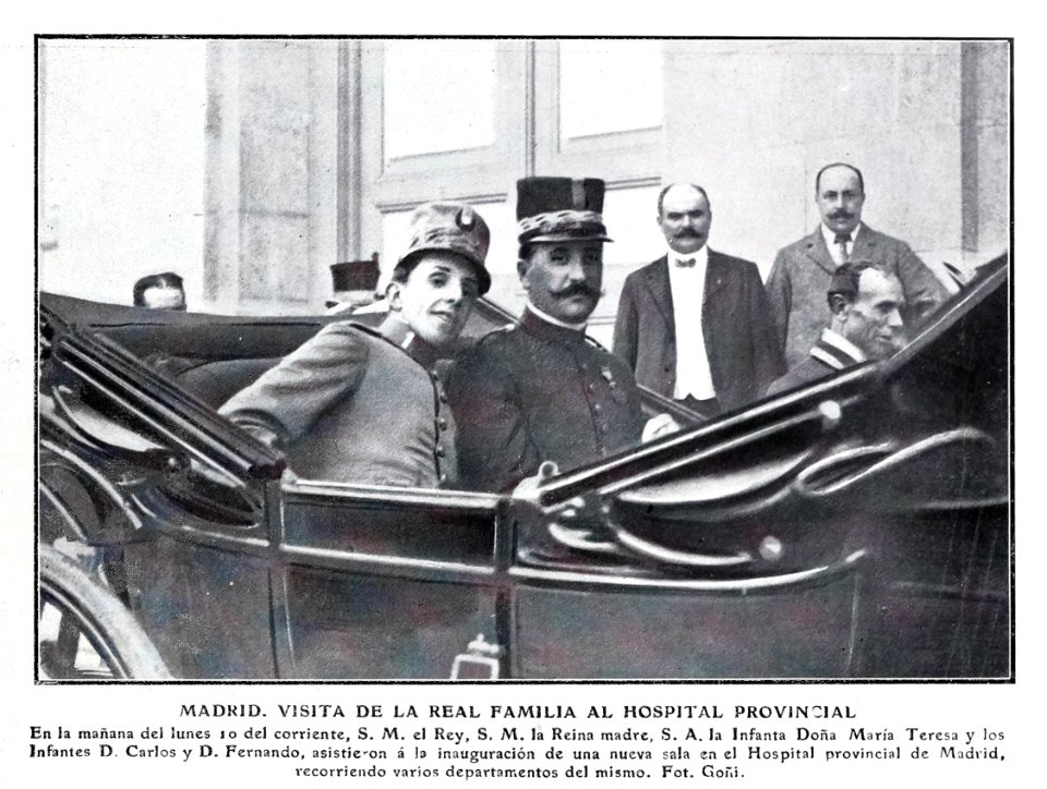 Madrid. Visita de la Real Familia al Hospital Provincial, de Goñi, Blanco y Negro, 15-06-1907