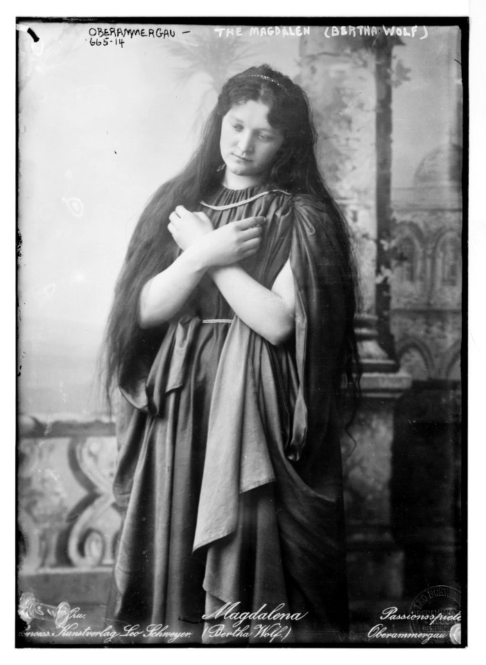 Magdalen (Bertha Wolf) in passion play, Oberammergau, Bavaria, Germany LCCN2014683196