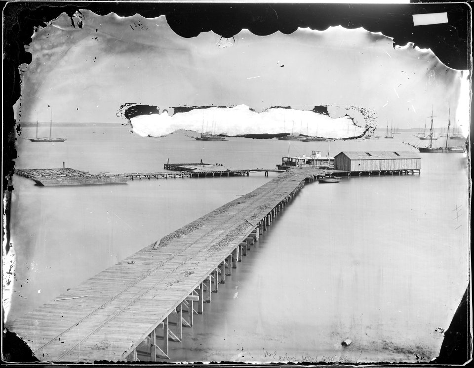 Magazine Wharf, City Point, Va - NARA - 528919