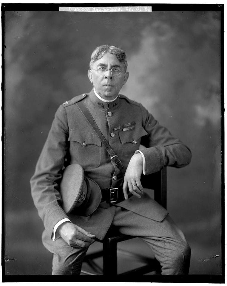 MacFARLAND, C.S., DOCTOR LCCN2016862237