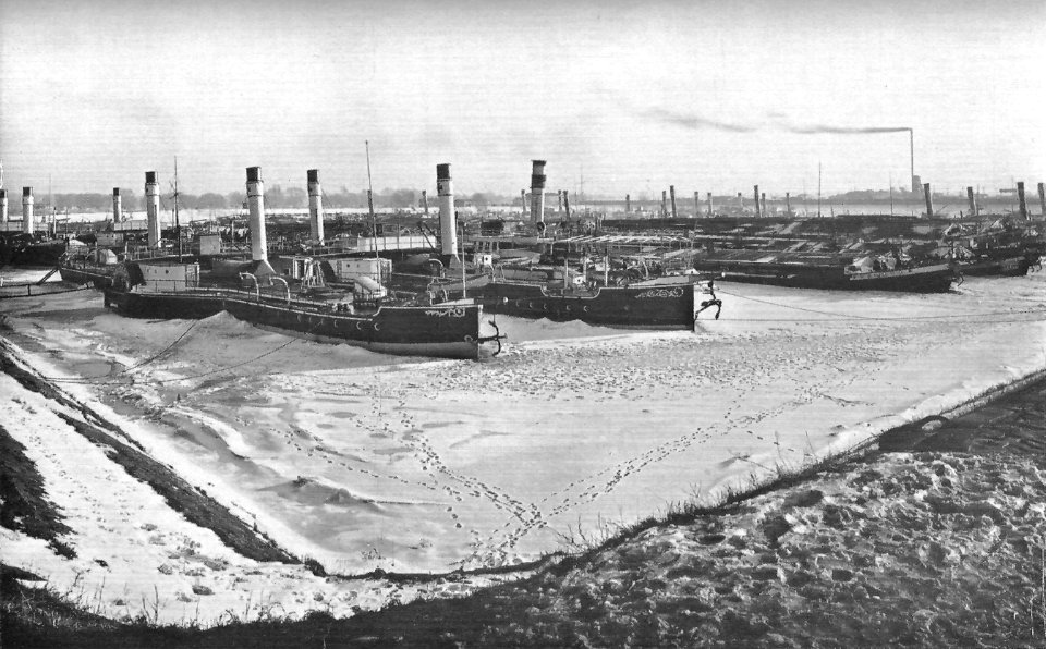 Magdeburg Winterschutzhafen nördlich des Industriehafens