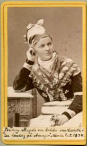 Magda von Dolcke, rollporträtt - SMV - H2 119