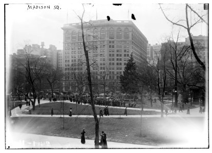 Madison Sq. N.Y.C. LCCN2014691274