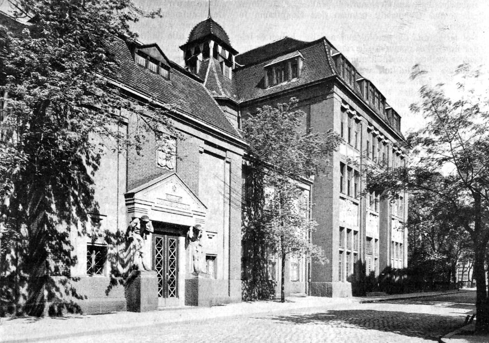 Magdeburg Kunstgewerbe und Handwerkerschule