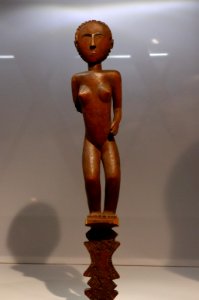 Mahafaly funerary post Quai Branly 71.1965.16.22 n02