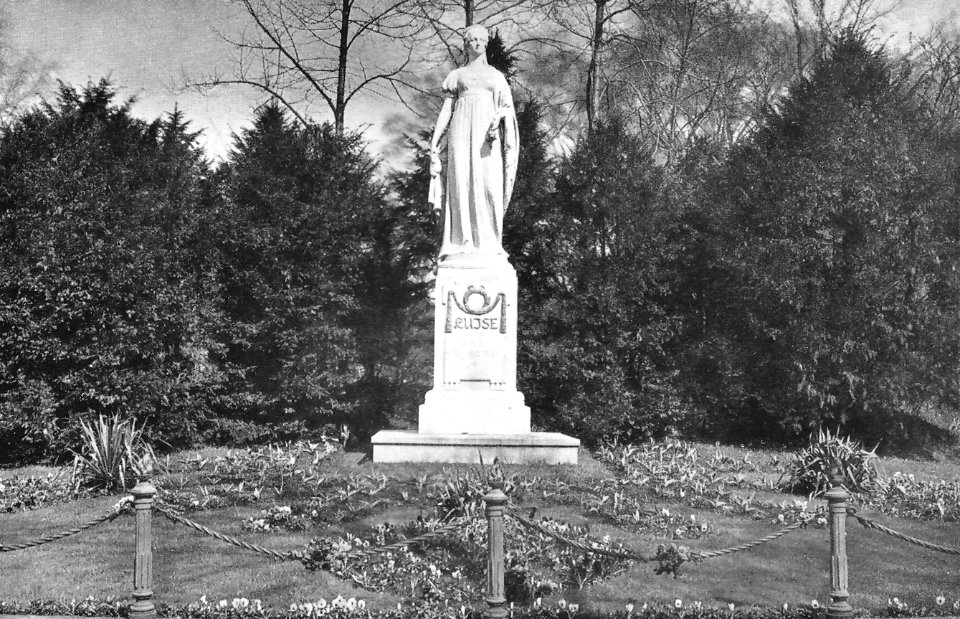 Magdeburg Königin-Luise-Denkmal