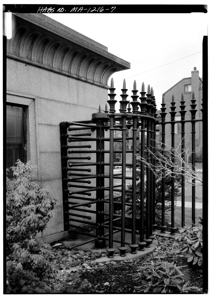 Main gate of Mount Auburn Cemetery - 080160pu