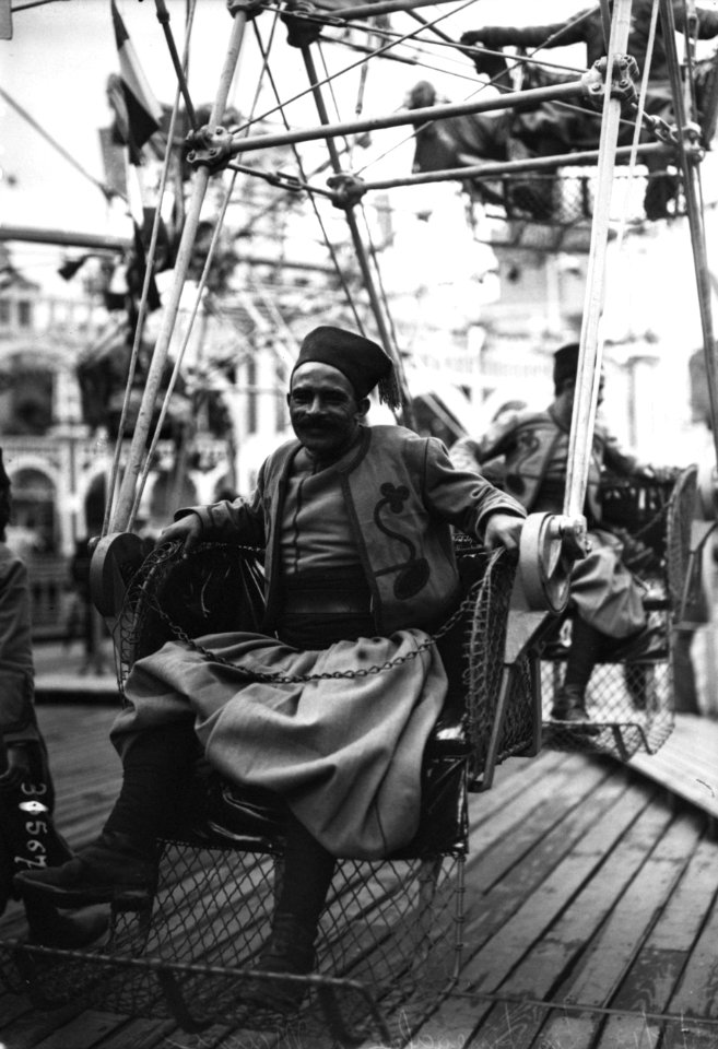 Magic City2, Paris, 1913