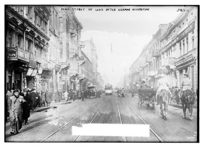 Main street of Lodz after German Occupation LCCN2014699065