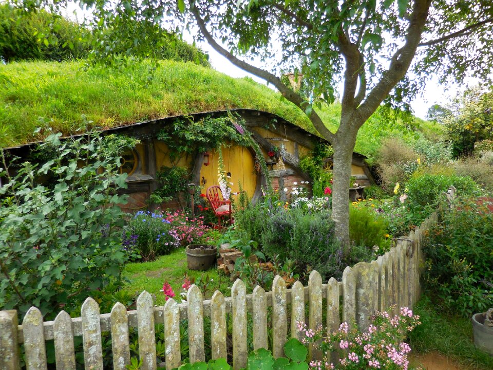 Movie set new zealand hobbit hole