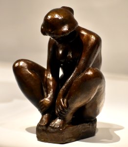 Maillol - Se tenant les deux pieds