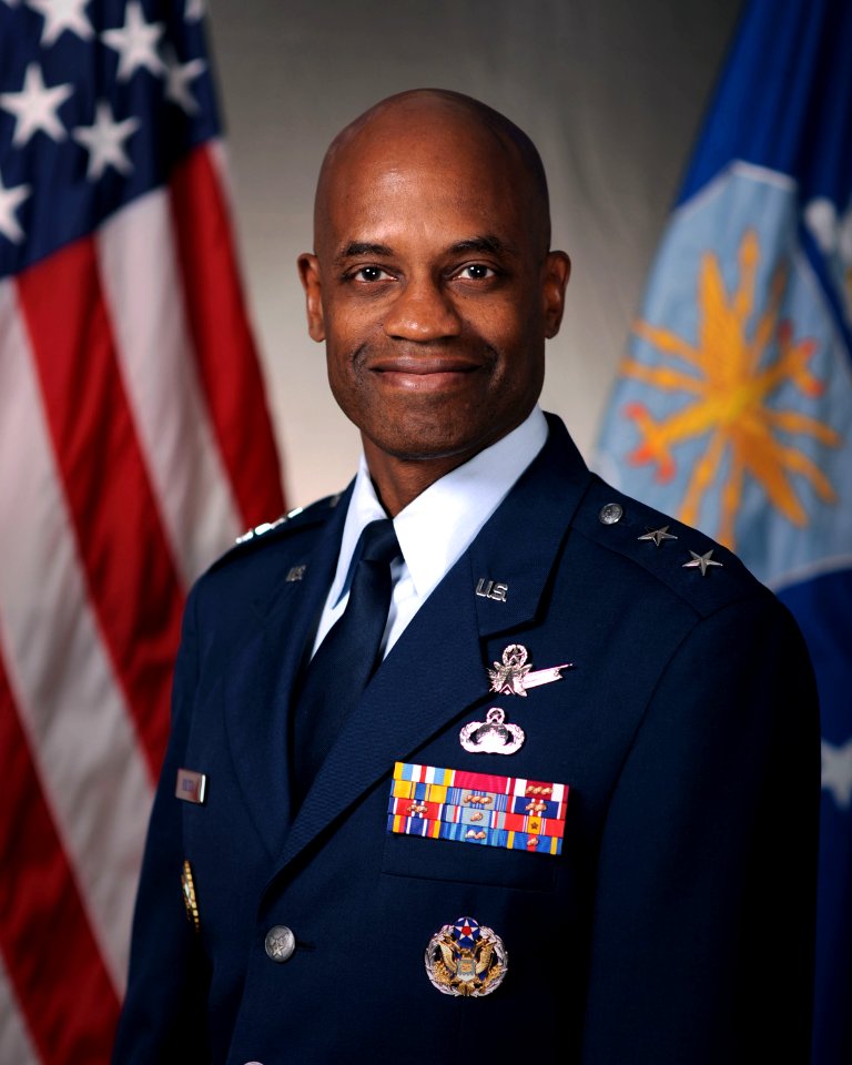 Maj Gen Edward L. Bolton Jr