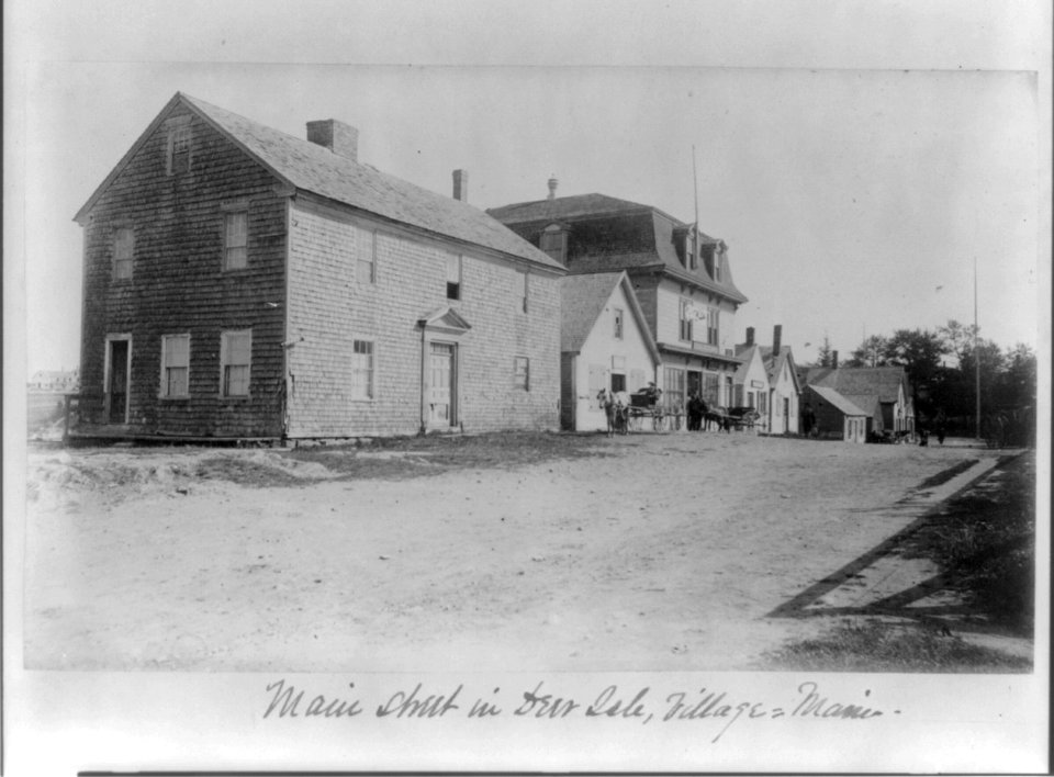 Main Street in Deer Isle Village, Maine LCCN2002711516