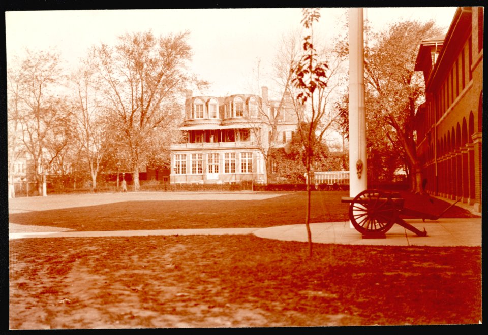 Maj. Genl's (Commandant's) residence, Marine Barracks, Washington, D.C. LCCN2011661515