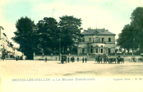 Maison communale Ixelles 02