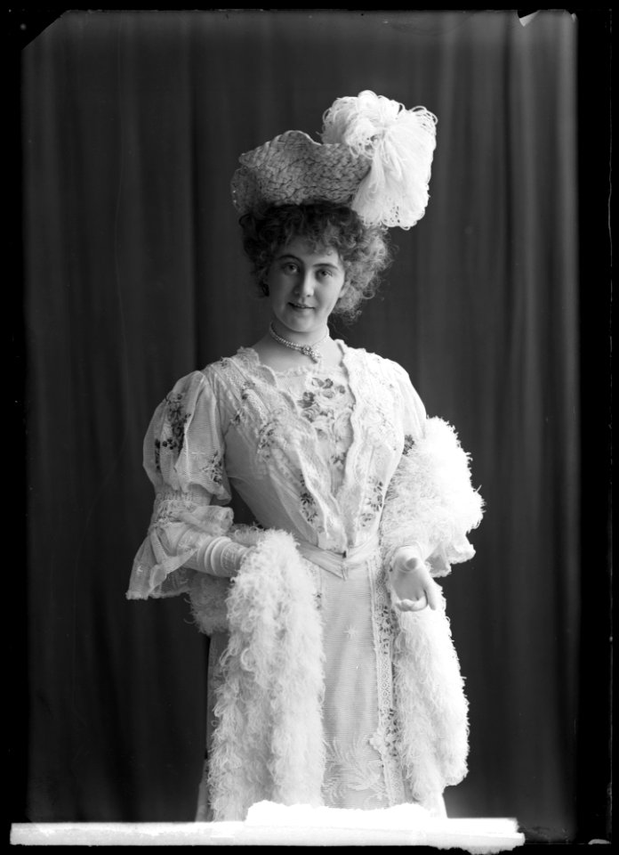 Maja Johansson in Bröllopsnatten at Södra teatern 1905 - SMV - GJ034