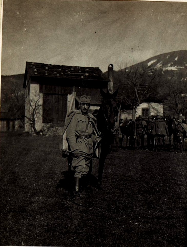 Major Perwanger, Gendarmeriestabsoffizier des 20 .Korpskommandos. (BildID 15584340)