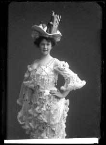 Maja Johansson in Kalle Munter at Södra teatern 1906 - SMV - GJ035