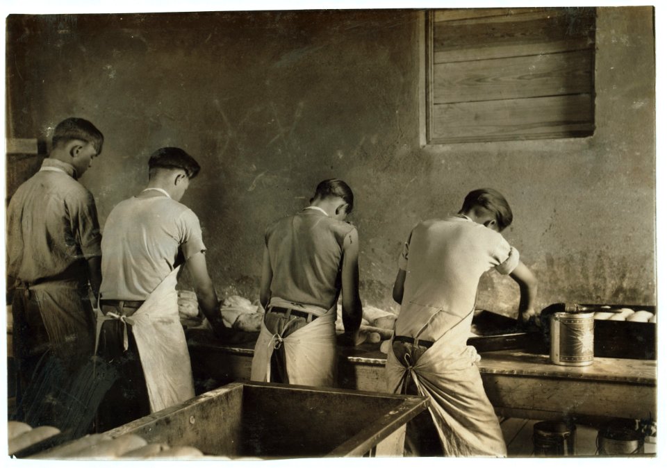 Making bread. Pauls Valley Training School. See 4833-4842. LOC nclc.05247
