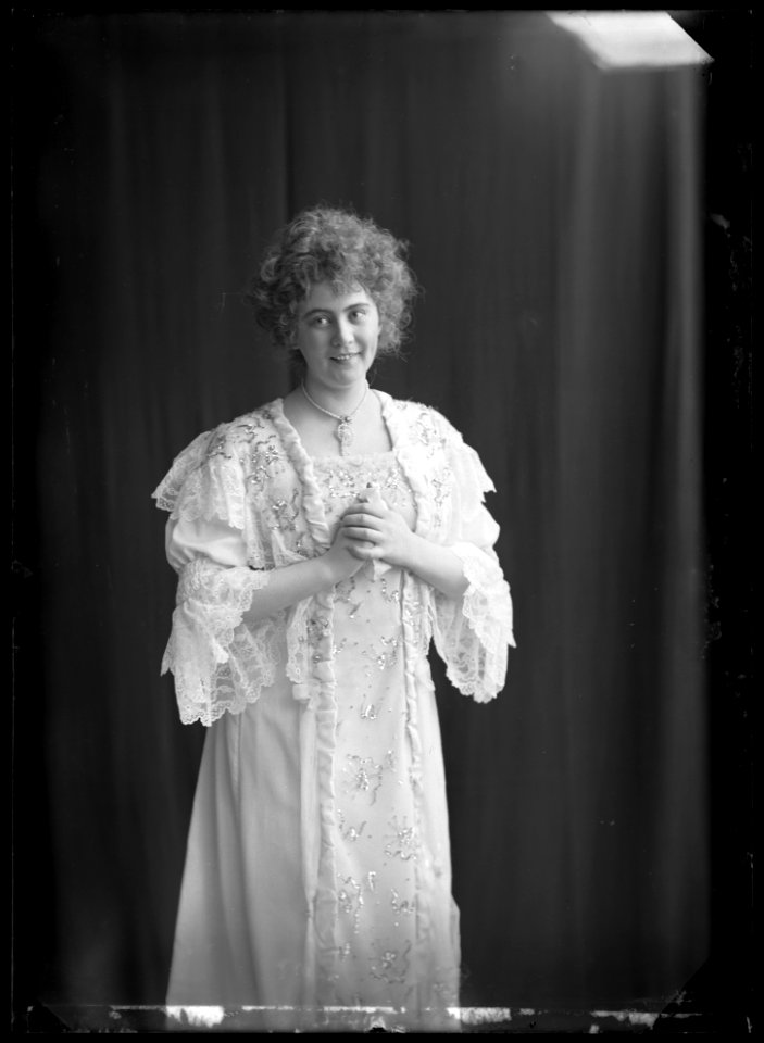 Maja Johansson in Bröllopsnatten at Södra teatern 1905 - SMV - GJ033