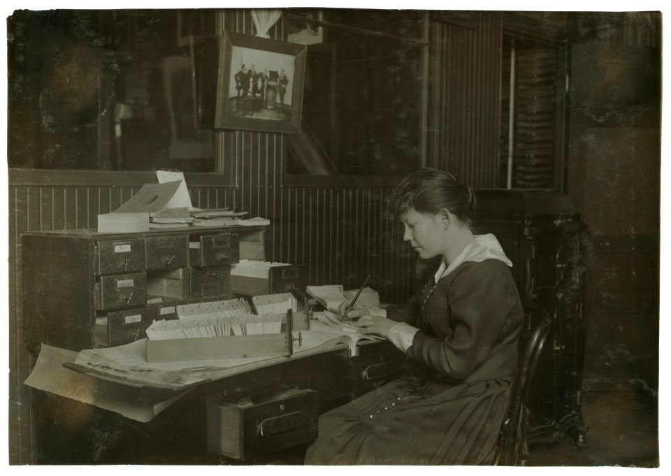 Malvina Amundsen, 15 years old. Office girl in Eastern Talking Machine Co., 177 Tremont Street. LOC nclc.05609