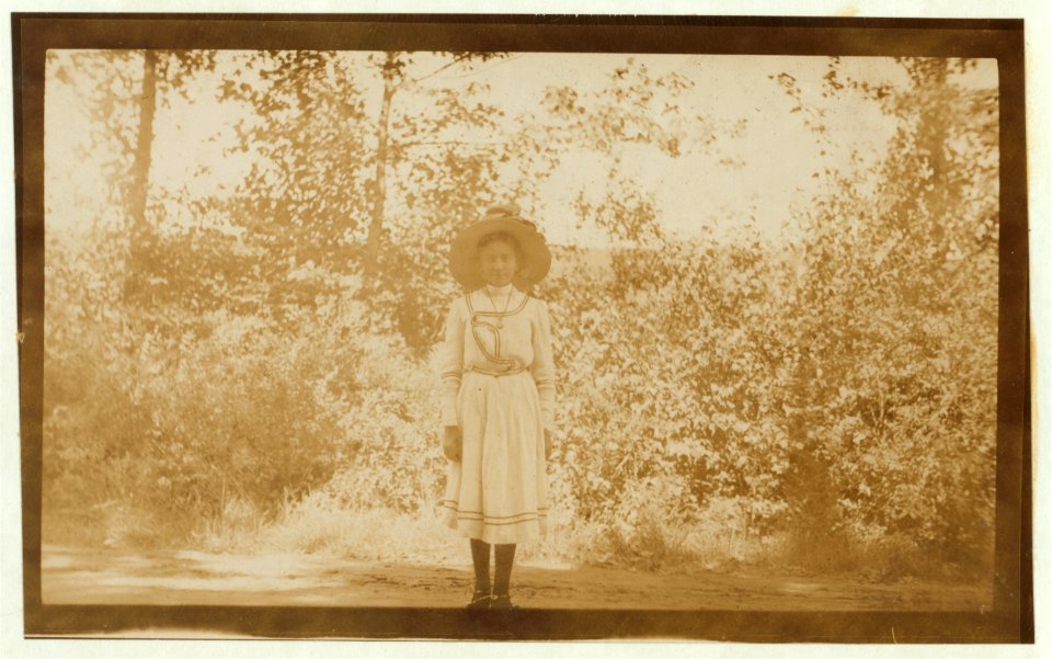 Mamie La Barge, September 30, '11. See -2364. LOC nclc.02295