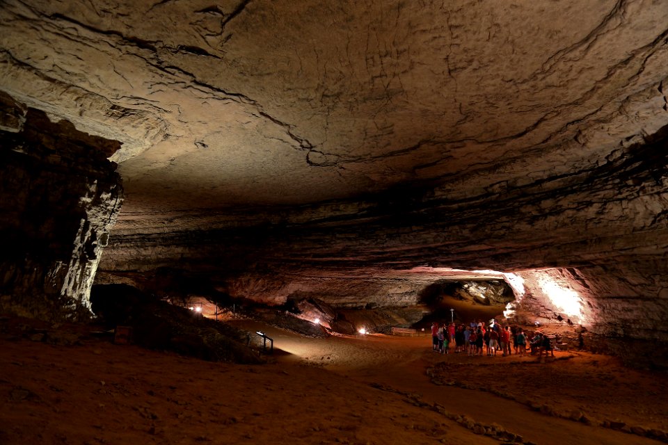 Mammoth Cave Rafinesque Hall Tour