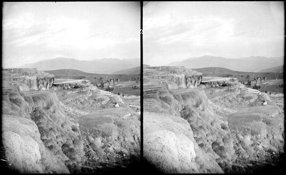 Mammoth Hot Springs. Yellowstone National Park - NARA - 517301