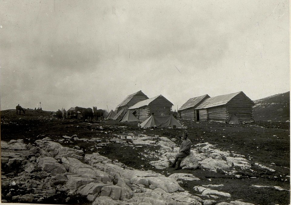 Malga Fiara. Aufgenommen am 8. Juni 1916. (BildID 15534420)
