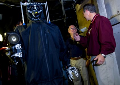Making Sailors 'SAFFiR' - Navy unveils Firefighting Robot prototype at Naval Tech EXPO 141105-N-PO203-301