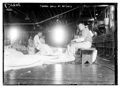 Making sails at Ratsey's LCCN2014695743