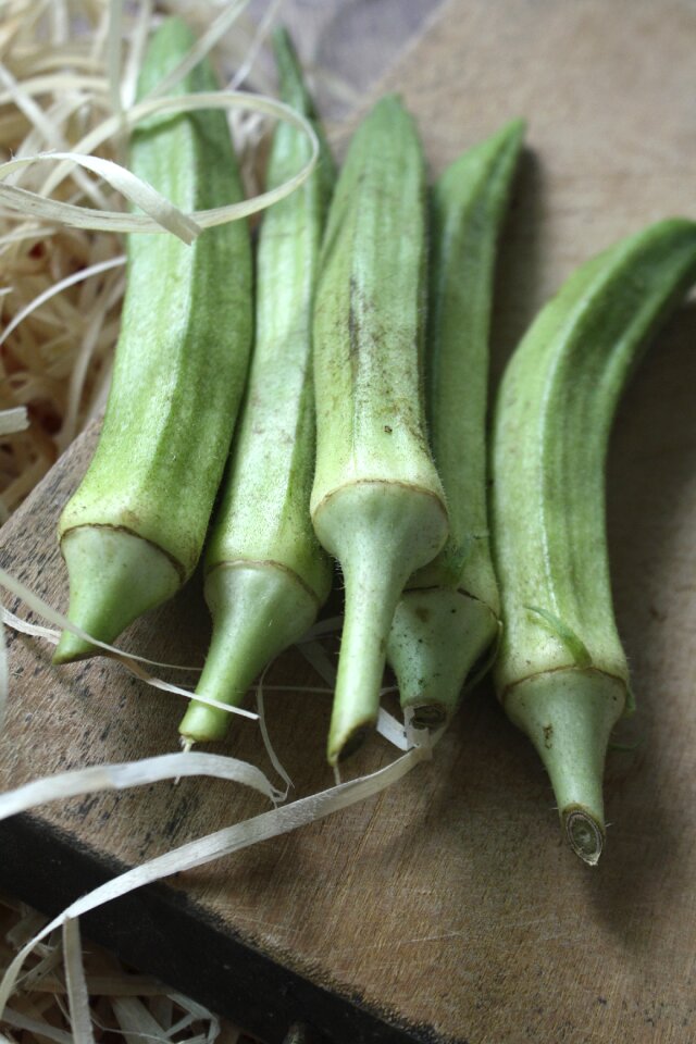 Okra dietary fiber digestive benefits