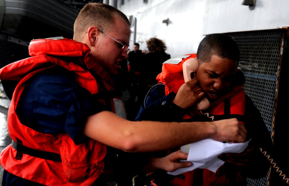 Man overboard drill DVIDS257615