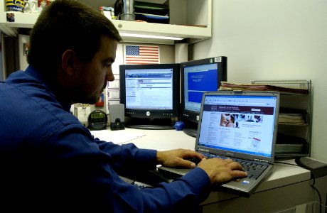 Man uses laptop