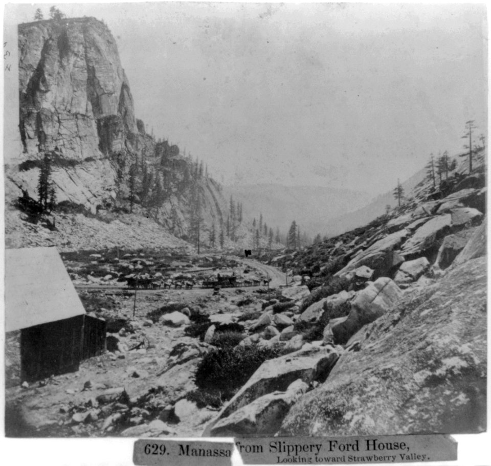Manassa from Slippery Ford House, looking toward Strawberry Valley LCCN2002721339
