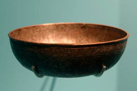 Mamluk bowl 13th-16thc NCAM