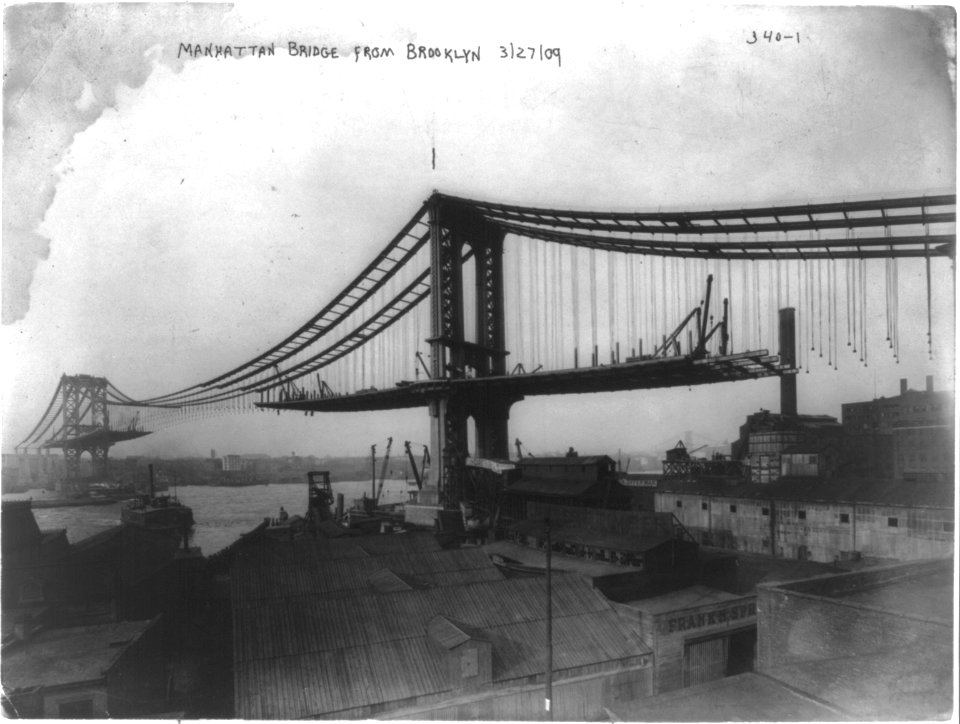 Manhattan Bridge from Brooklyn LCCN2016652423