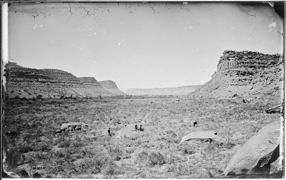 Mancos Canyon. Cutting Mesa Verde. Colorado - NARA - 517195