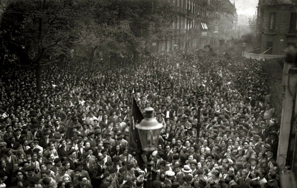 Manifestación prorrepublica (2 de 4) - Fondo Car-Kutxa Fototeka