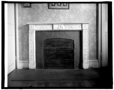 Mantel, Lee Mansion, Arlington, (Virginia) LCCN2016824290