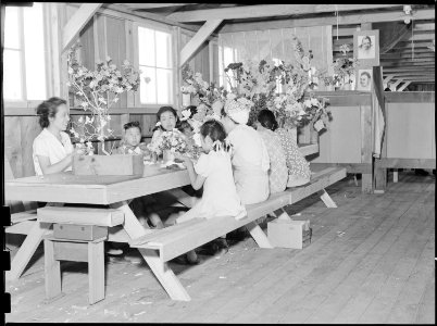 Manzanar Relocation Center, Manzanar, California. Making artificial flowers in the Art School at th . . . - NARA - 538183
