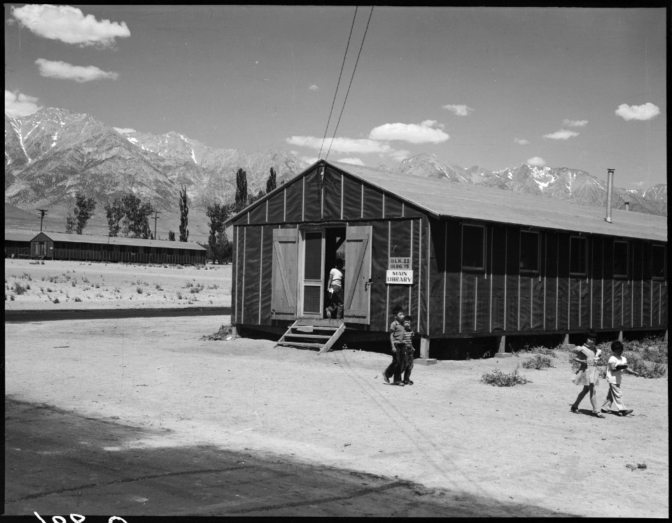 Manzanar Relocation Center, Manzanar, California. The main Library at this War Relocation Authority . . . - NARA - 538178
